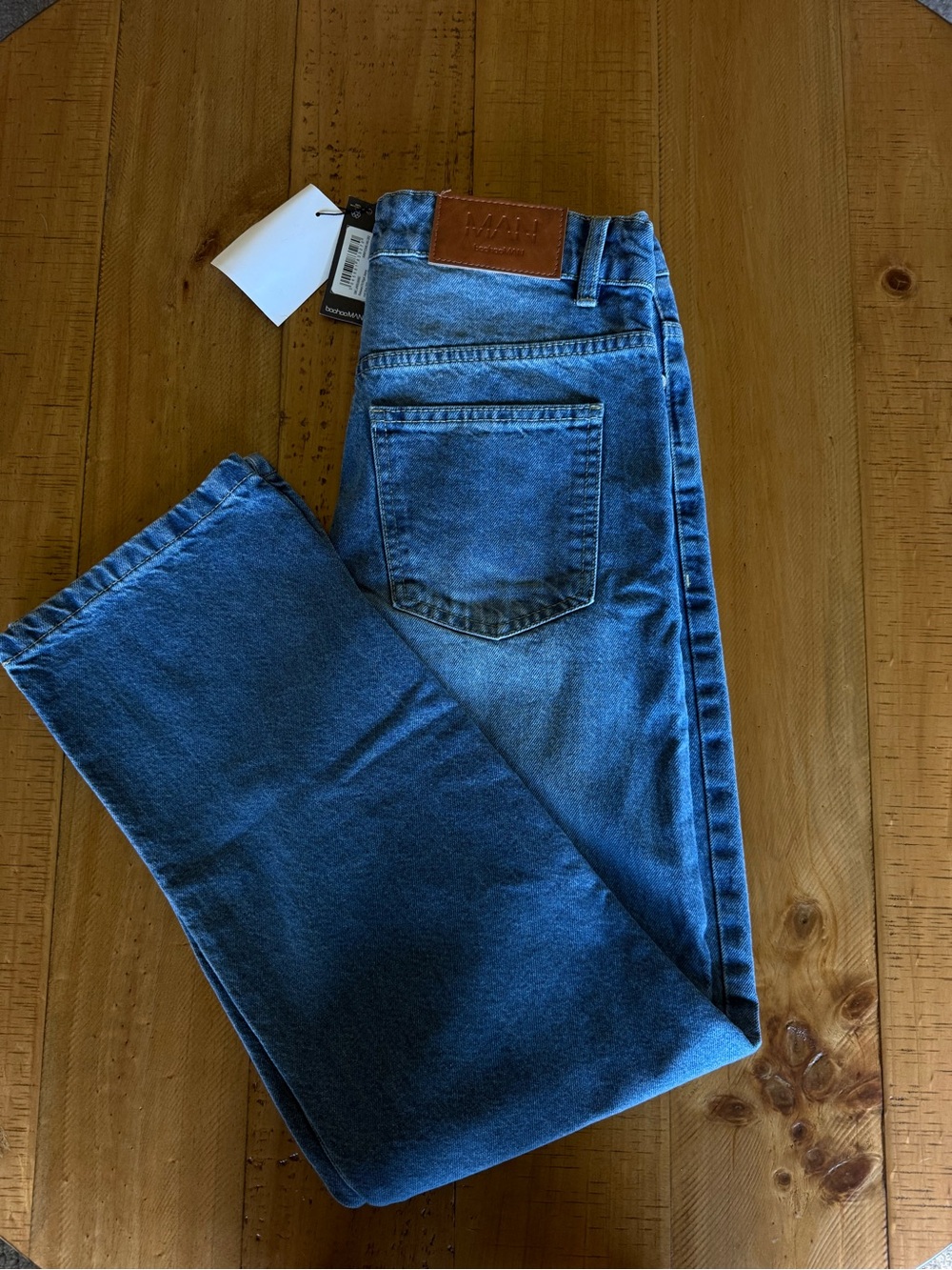 Boohoo Men's Mid Blue Straight Leg Jeans
